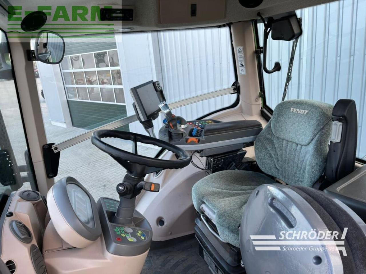Fendt 828 vario s4 profi plus ProfiPlus - Traktor: obrázek 5 Fendt 828 vario s4 profi plus ProfiPlus - Traktor: obrázek 5