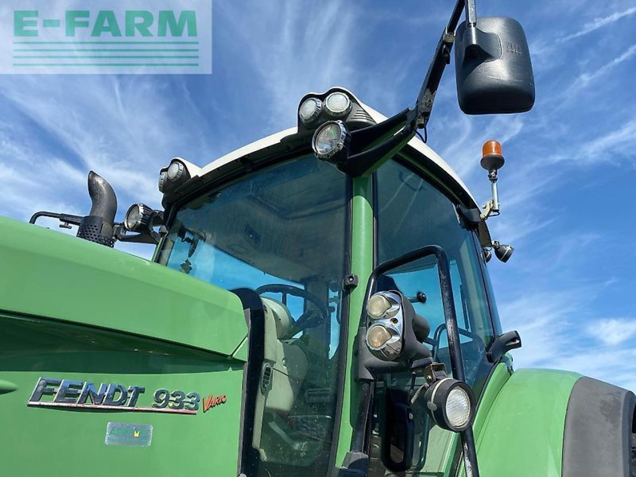 Fendt 933 vario com3 - Traktor: obrázek 2 Fendt 933 vario com3 - Traktor: obrázek 2