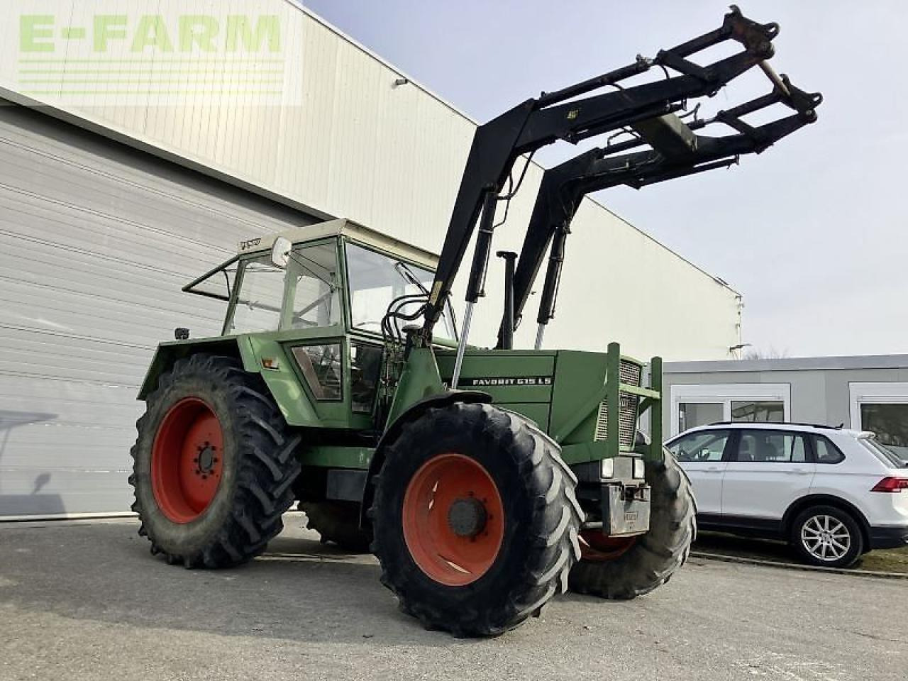 Fendt favorit 615 lsa - Traktor: obrázek 2 Fendt favorit 615 lsa - Traktor: obrázek 2