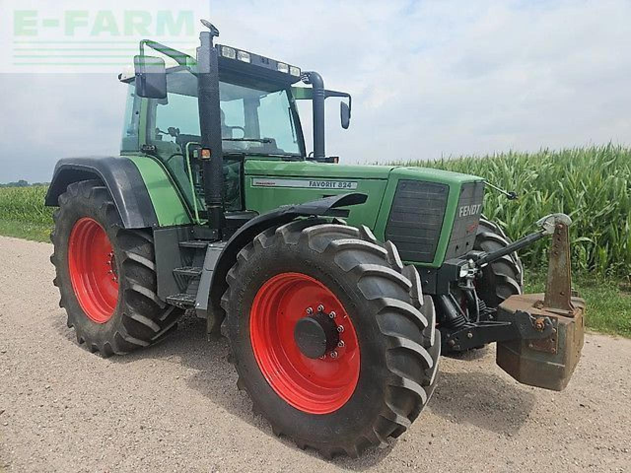 Fendt favorit 824 turboshift ( 816 818 822 ) - Traktor: obrázek 5 Fendt favorit 824 turboshift ( 816 818 822 ) - Traktor: obrázek 5