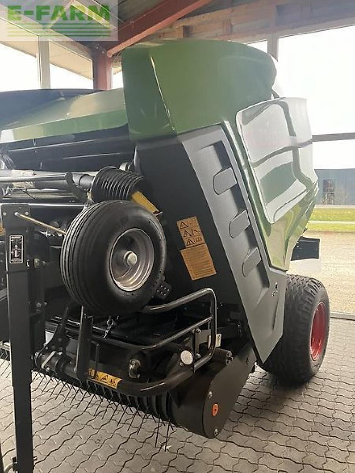 Fendt rotana 130f - Lis na hranaté balíky: obrázek 1 Fendt rotana 130f - Lis na hranaté balíky: obrázek 1
