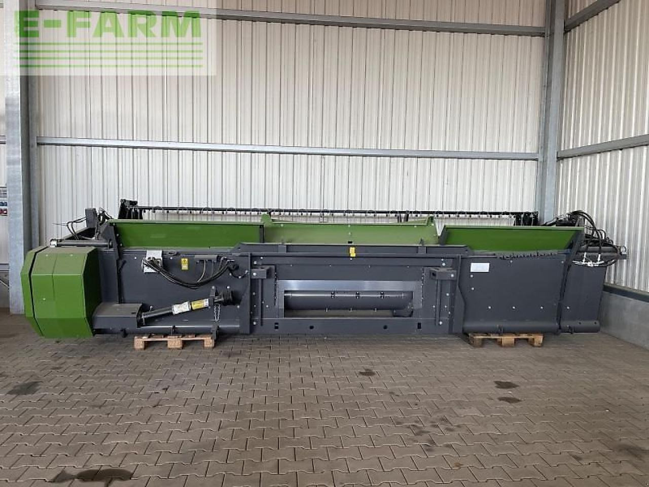 Fendt schneidwerk pf 5,50m (18') - Příslušenství pro sklízecí řezačky: obrázek 1 Fendt schneidwerk pf 5,50m (18') - Příslušenství pro sklízecí řezačky: obrázek 1