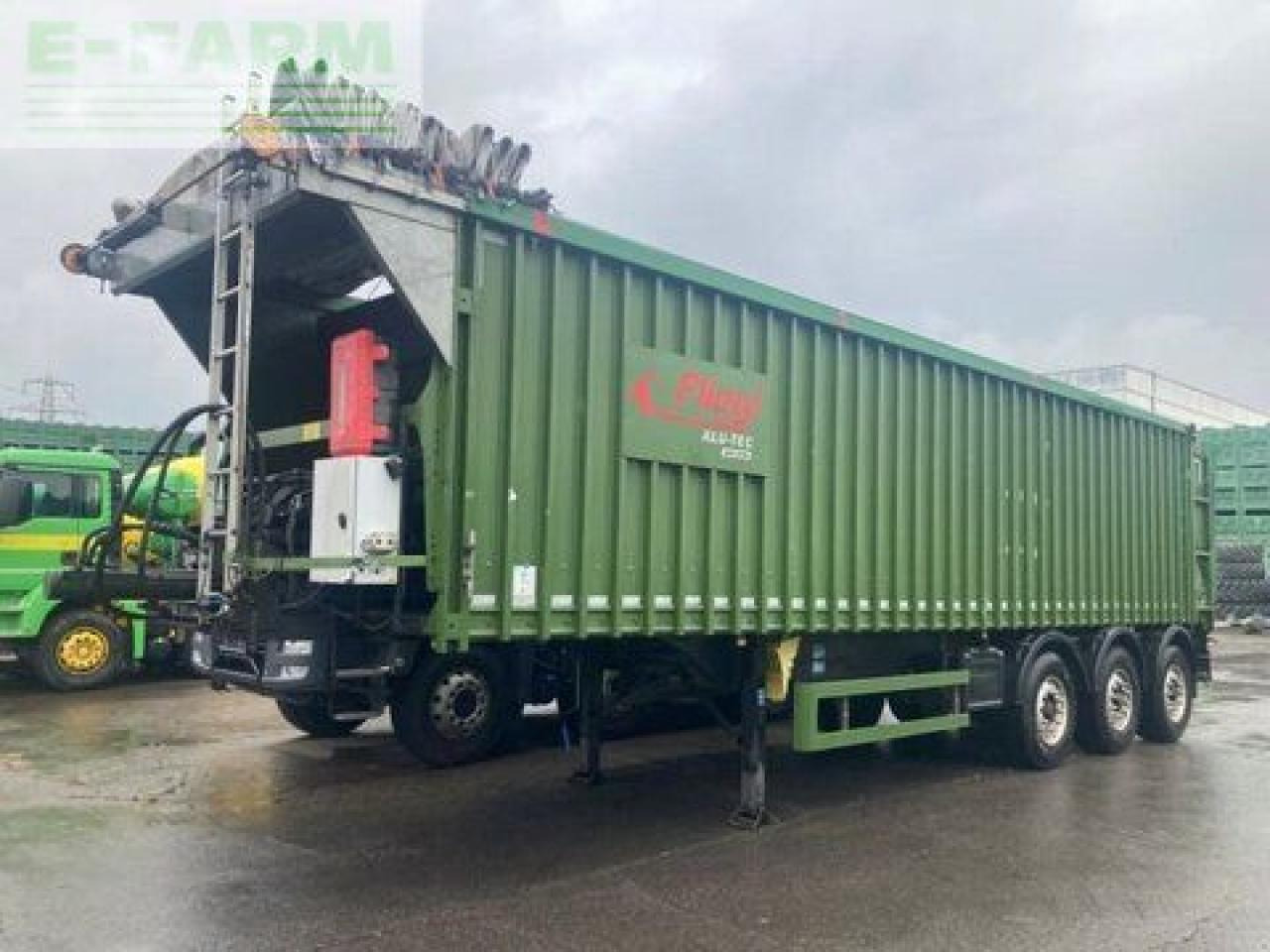 Fliegl abschiebesattelauflieger 3108 - Zemědělský sklápěcí přívěs: obrázek 3 Fliegl abschiebesattelauflieger 3108 - Zemědělský sklápěcí přívěs: obrázek 3