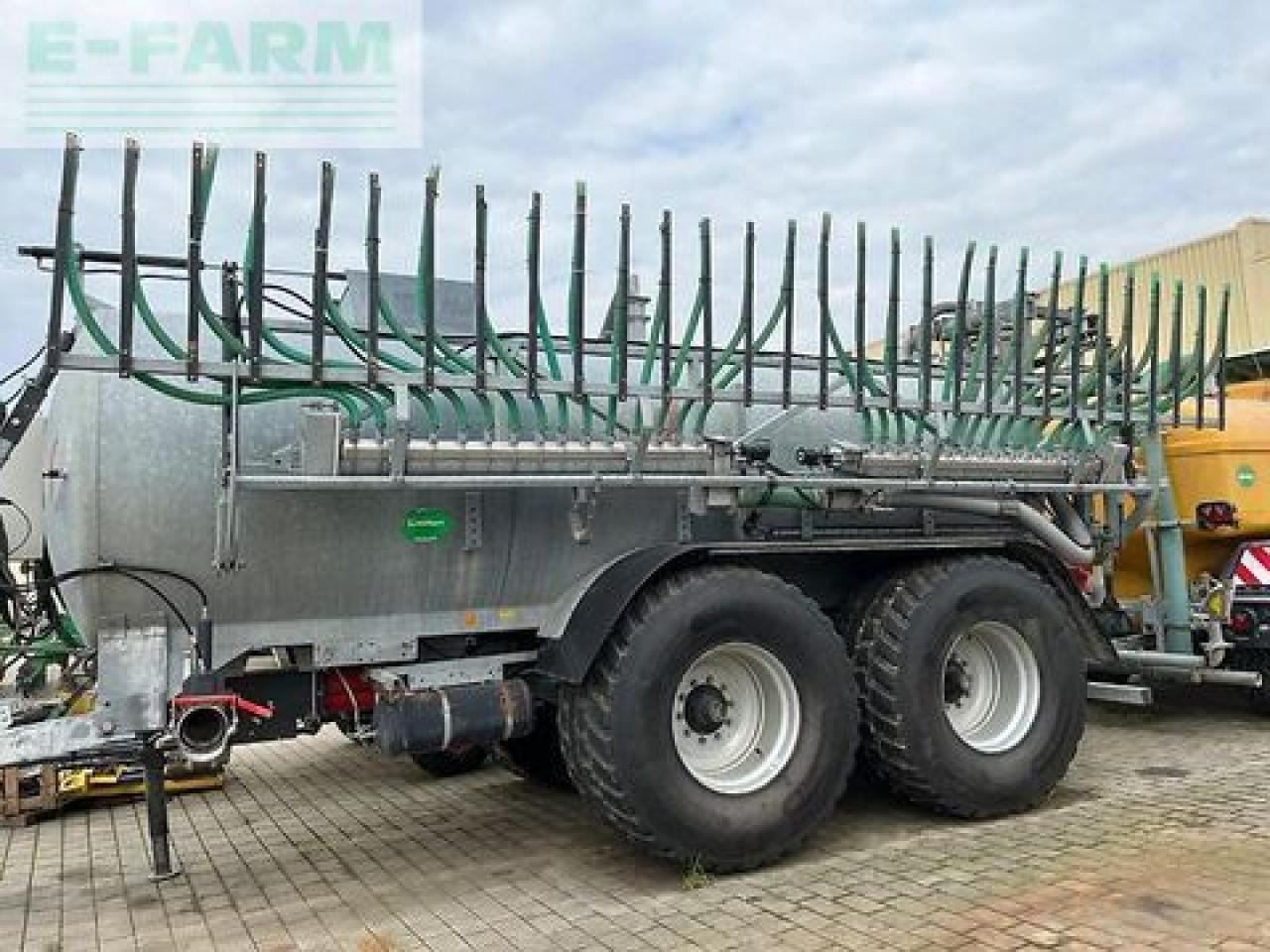 Fliegl pfw 18000 - Fekální cisterna: obrázek 2 Fliegl pfw 18000 - Fekální cisterna: obrázek 2