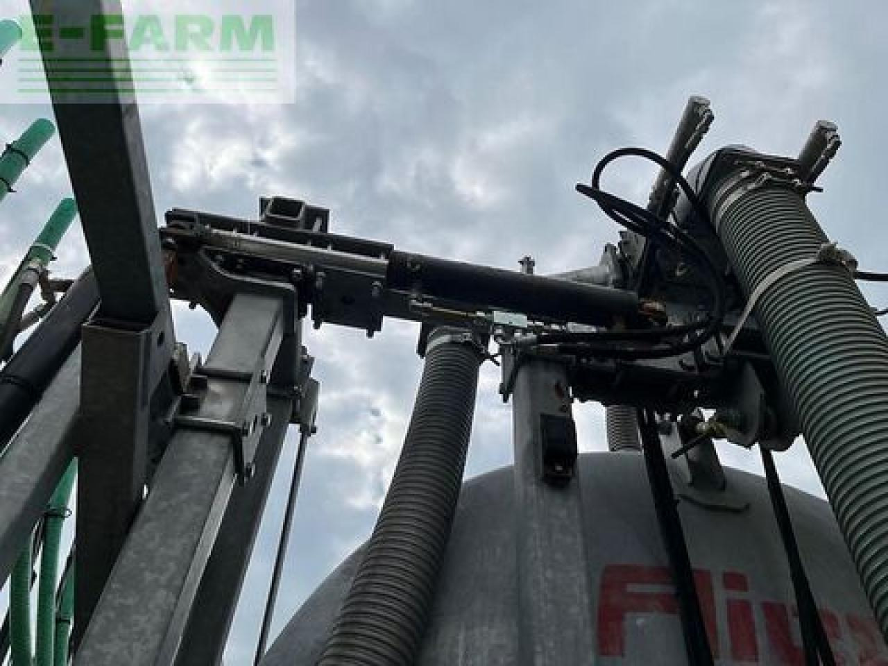 Fliegl pfw 18000 - Fekální cisterna: obrázek 5 Fliegl pfw 18000 - Fekální cisterna: obrázek 5