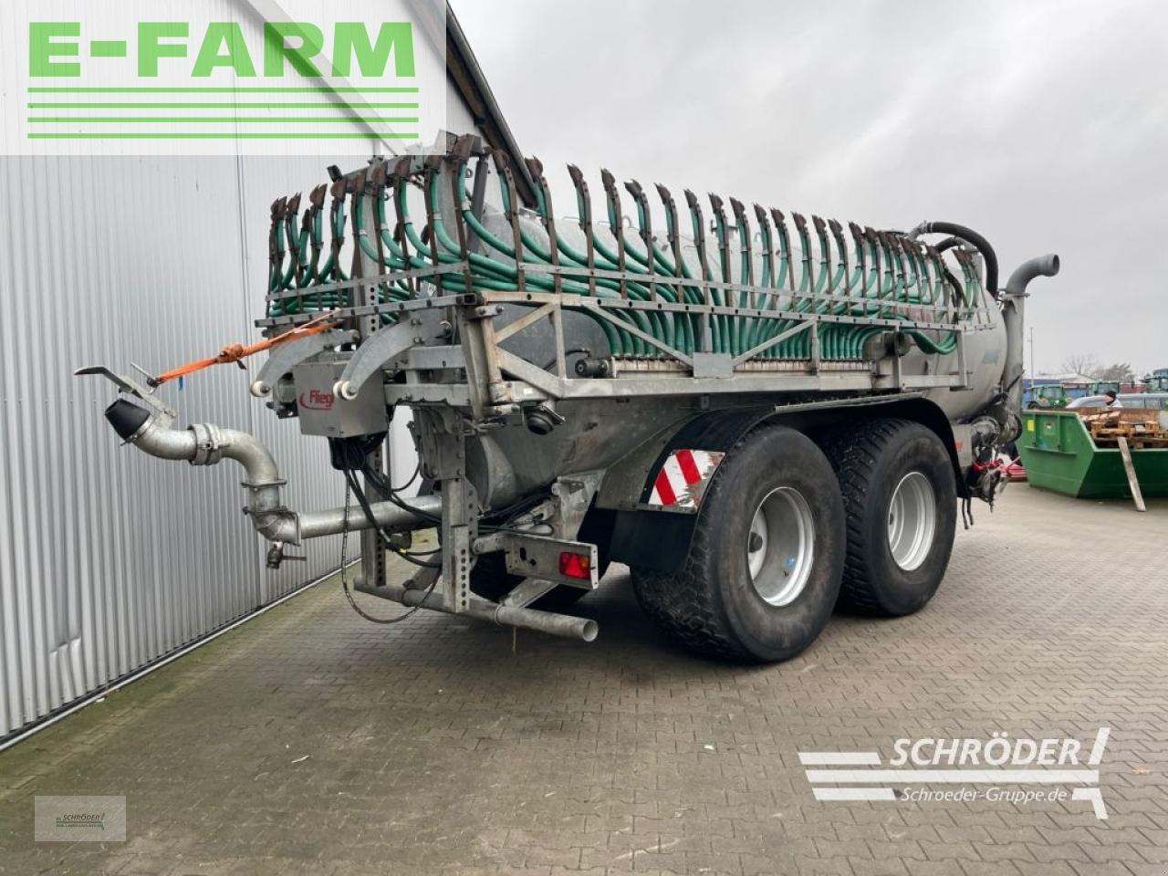 Fliegl vfm 18000 maxxline - Samochodný postřikovač: obrázek 3 Fliegl vfm 18000 maxxline - Samochodný postřikovač: obrázek 3