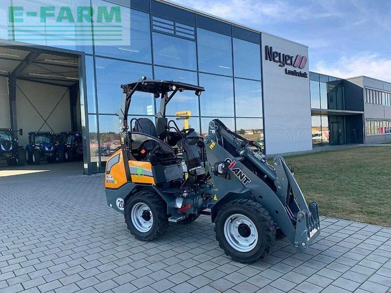 Giant elektro kompaktradlader g2200e x-tra lithium - *aktion* - Mini rýpadlo: obrázek 3 Giant elektro kompaktradlader g2200e x-tra lithium - *aktion* - Mini rýpadlo: obrázek 3