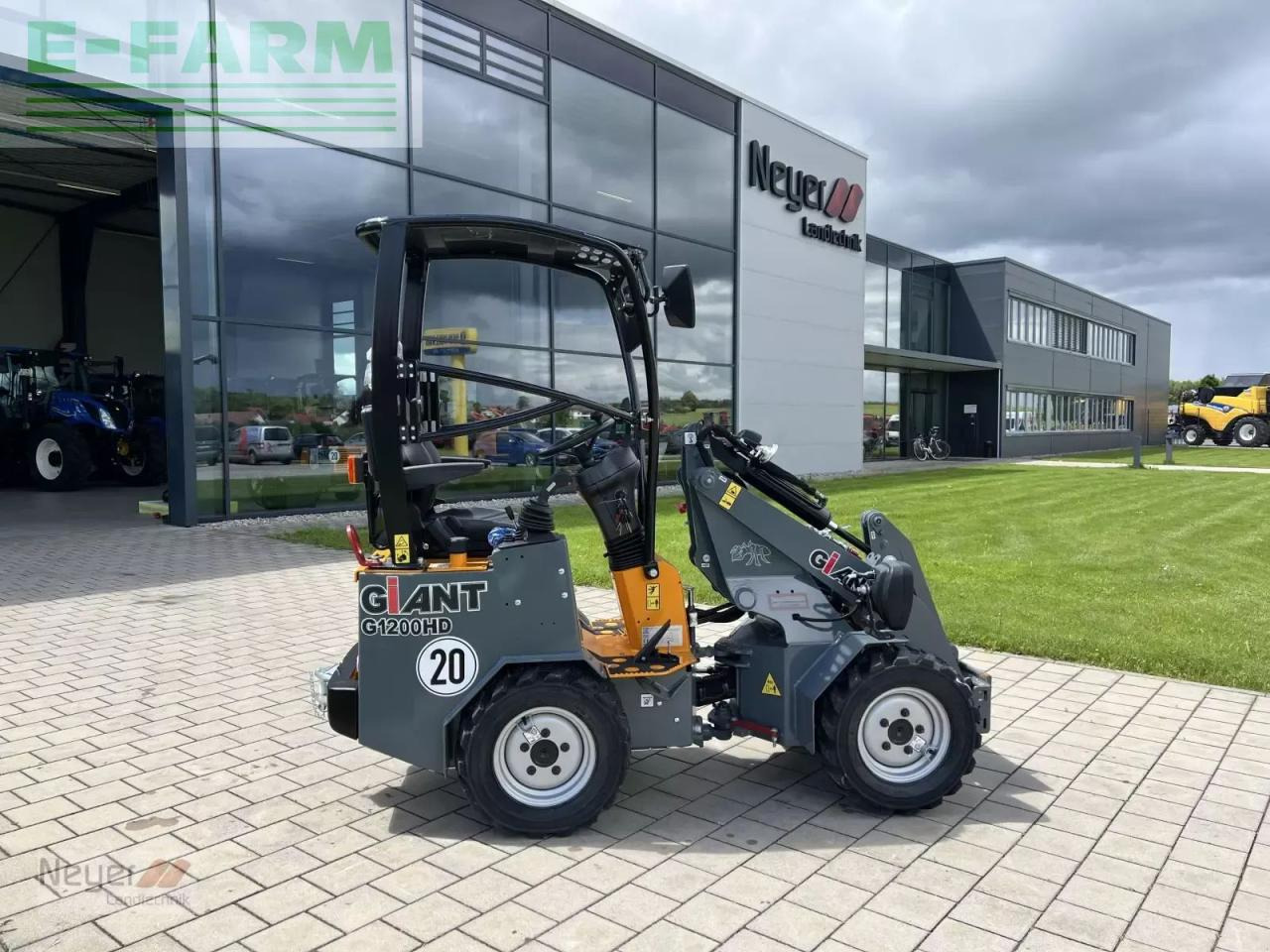 Giant g 1200 hd - Kolový nakladač: obrázek 1 Giant g 1200 hd - Kolový nakladač: obrázek 1