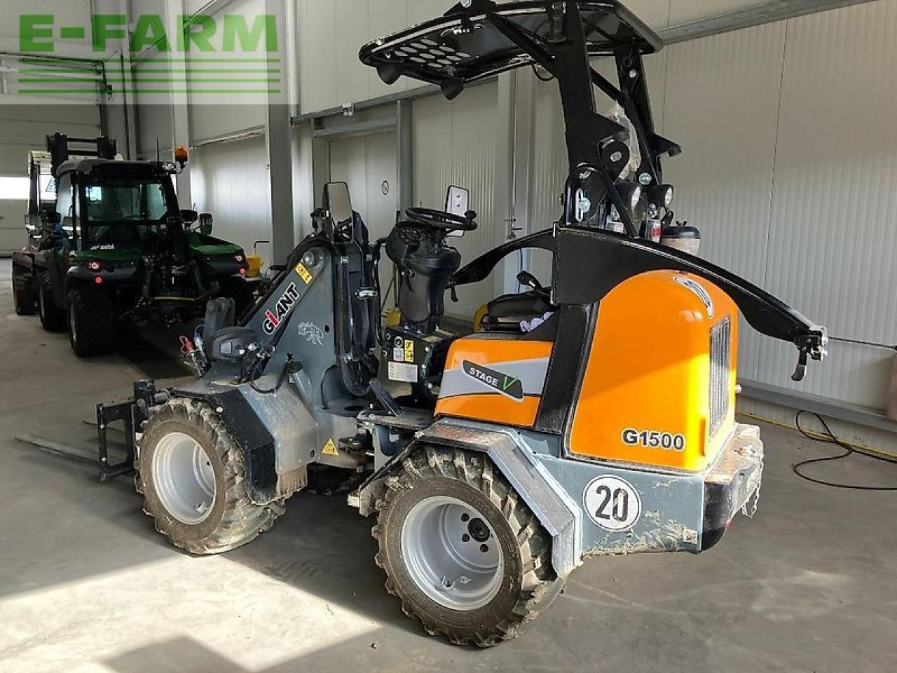 Giant g1500 radlader/hoflader - Mini rýpadlo: obrázek 3 Giant g1500 radlader/hoflader - Mini rýpadlo: obrázek 3