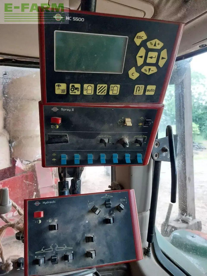 Hardi navigator 3000 - Tažený postřikovač: obrázek 2 Hardi navigator 3000 - Tažený postřikovač: obrázek 2