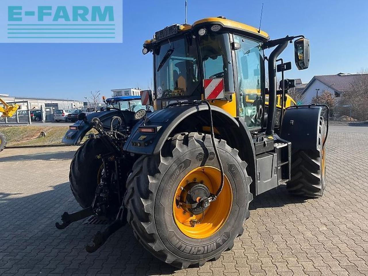 JCB 4220 fastrac - Traktor: obrázek 3 JCB 4220 fastrac - Traktor: obrázek 3