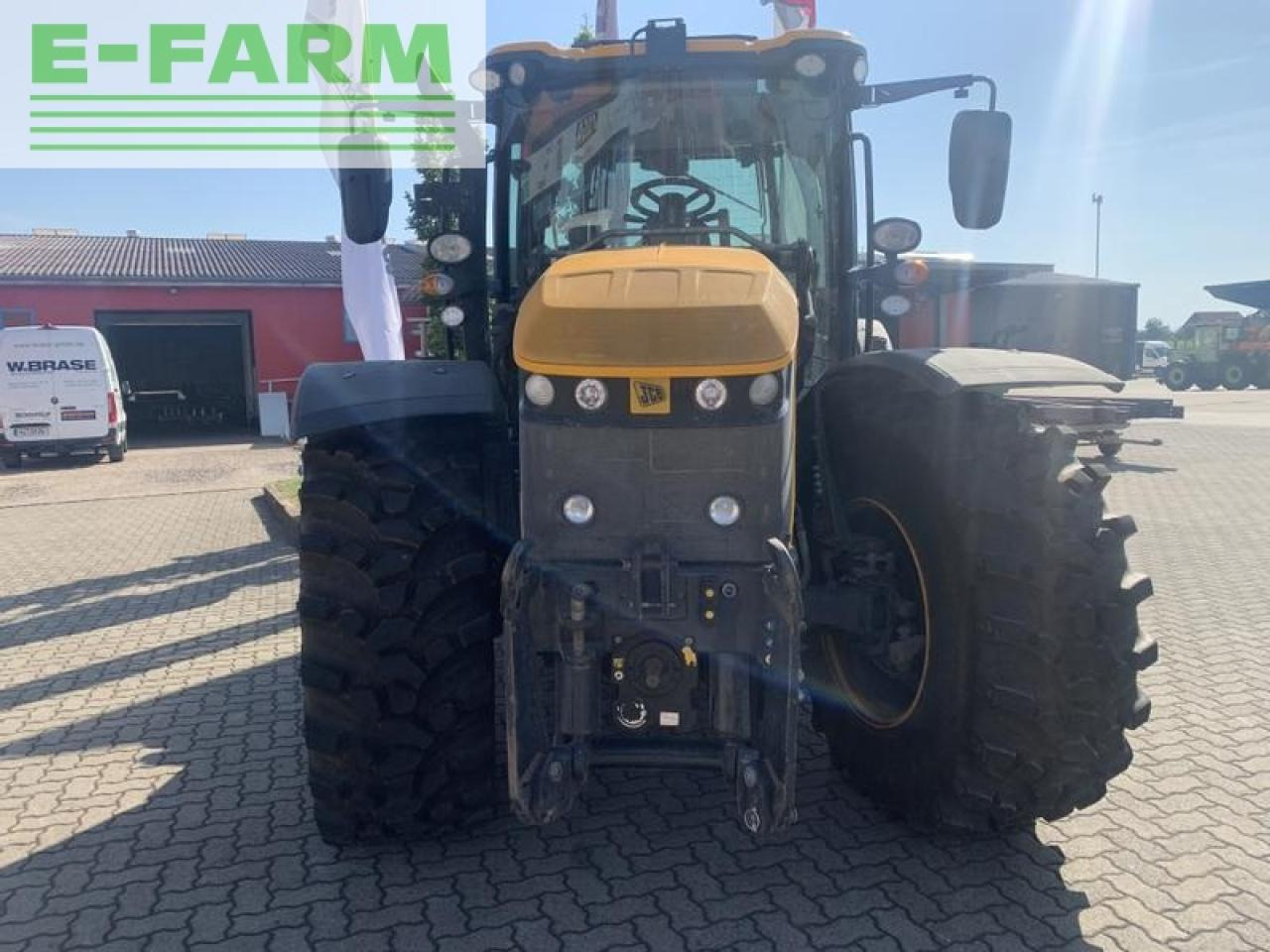 JCB 4220 fastrac mit jd-autotrac vorbereitung + stoll konsolen - Traktor: obrázek 2 JCB 4220 fastrac mit jd-autotrac vorbereitung + stoll konsolen - Traktor: obrázek 2