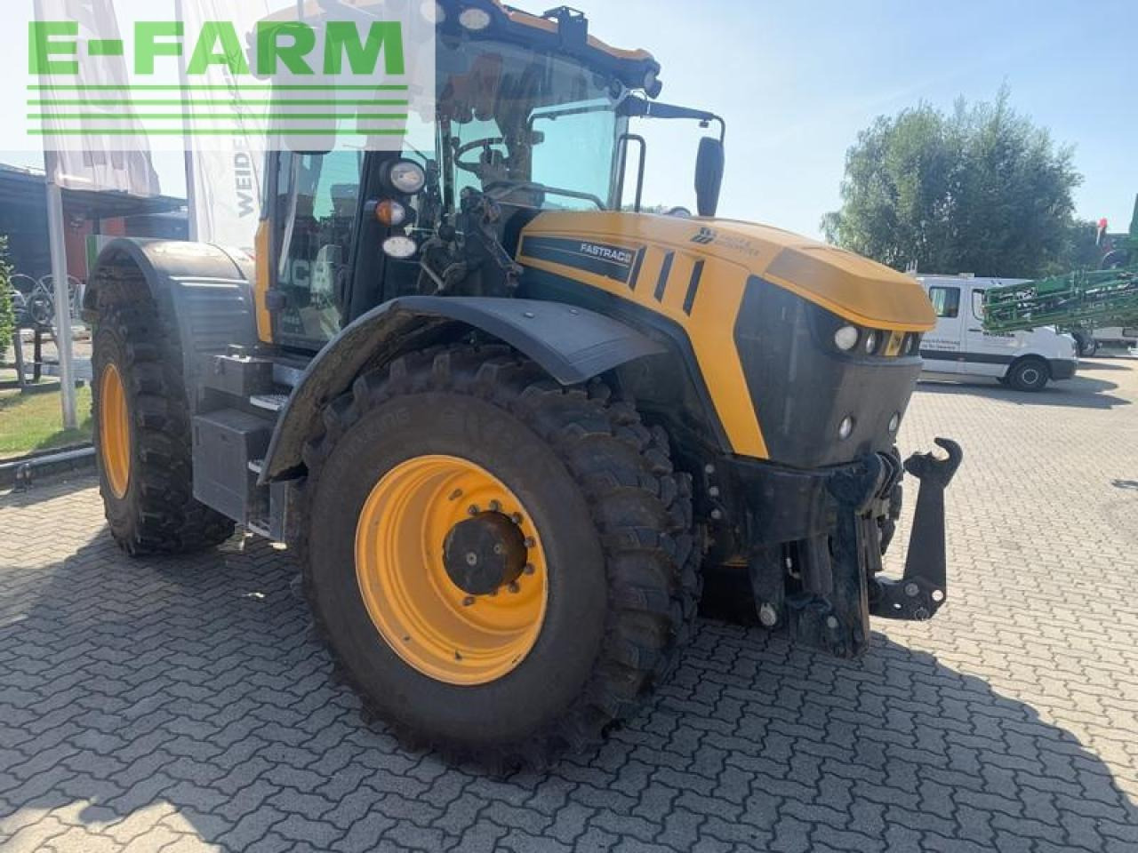 JCB 4220 fasttrac mit jd-autotrac vorbereitung + stoll konsolen - Traktor: obrázek 3 JCB 4220 fasttrac mit jd-autotrac vorbereitung + stoll konsolen - Traktor: obrázek 3