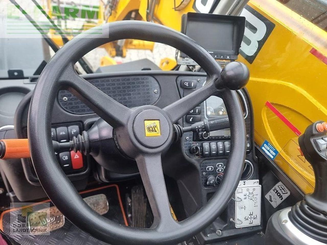 Teleskopický manipulátor JCB 535-95 agri super: obrázek 16