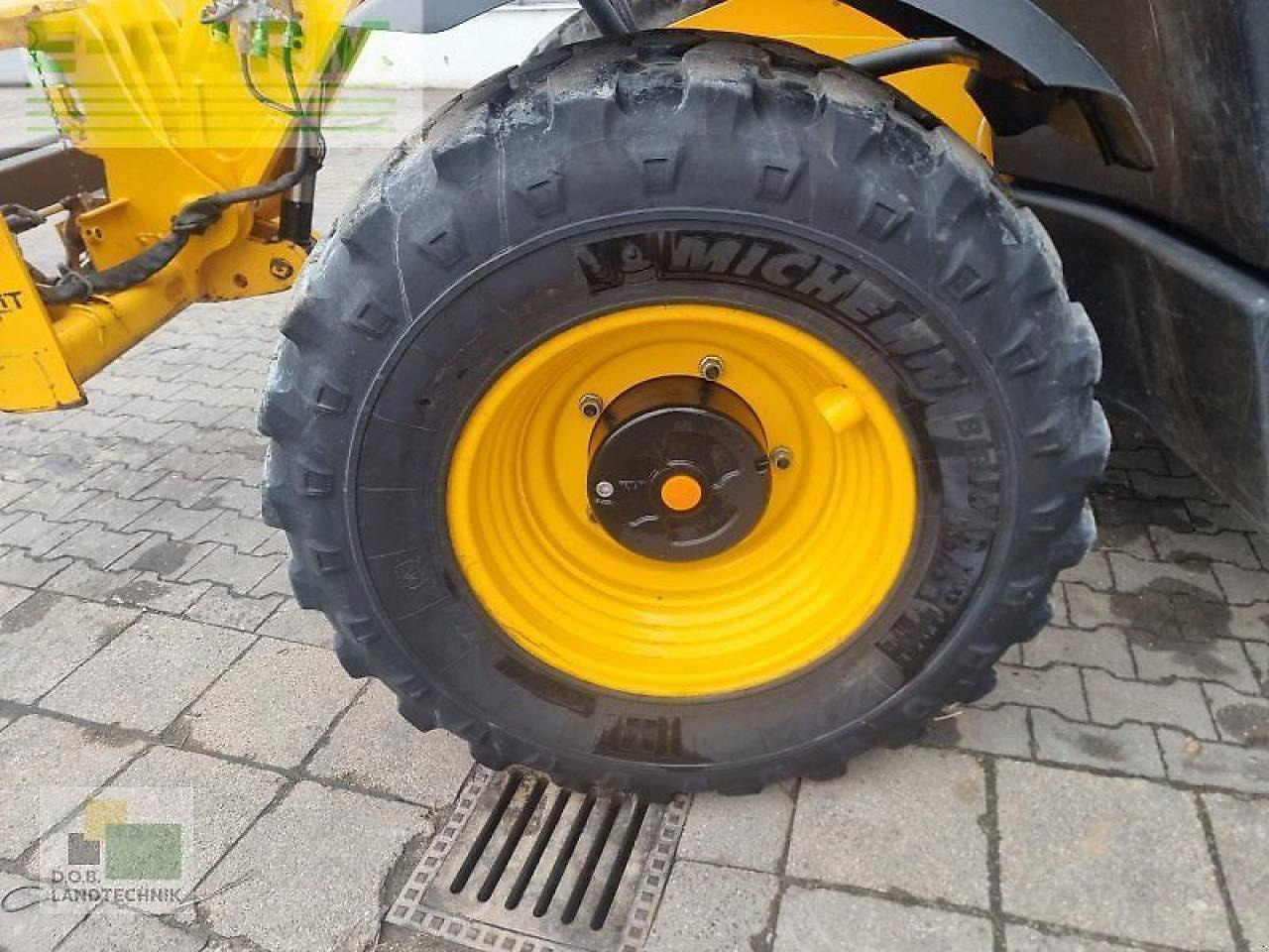 Teleskopický manipulátor JCB 535-95 agri super: obrázek 14