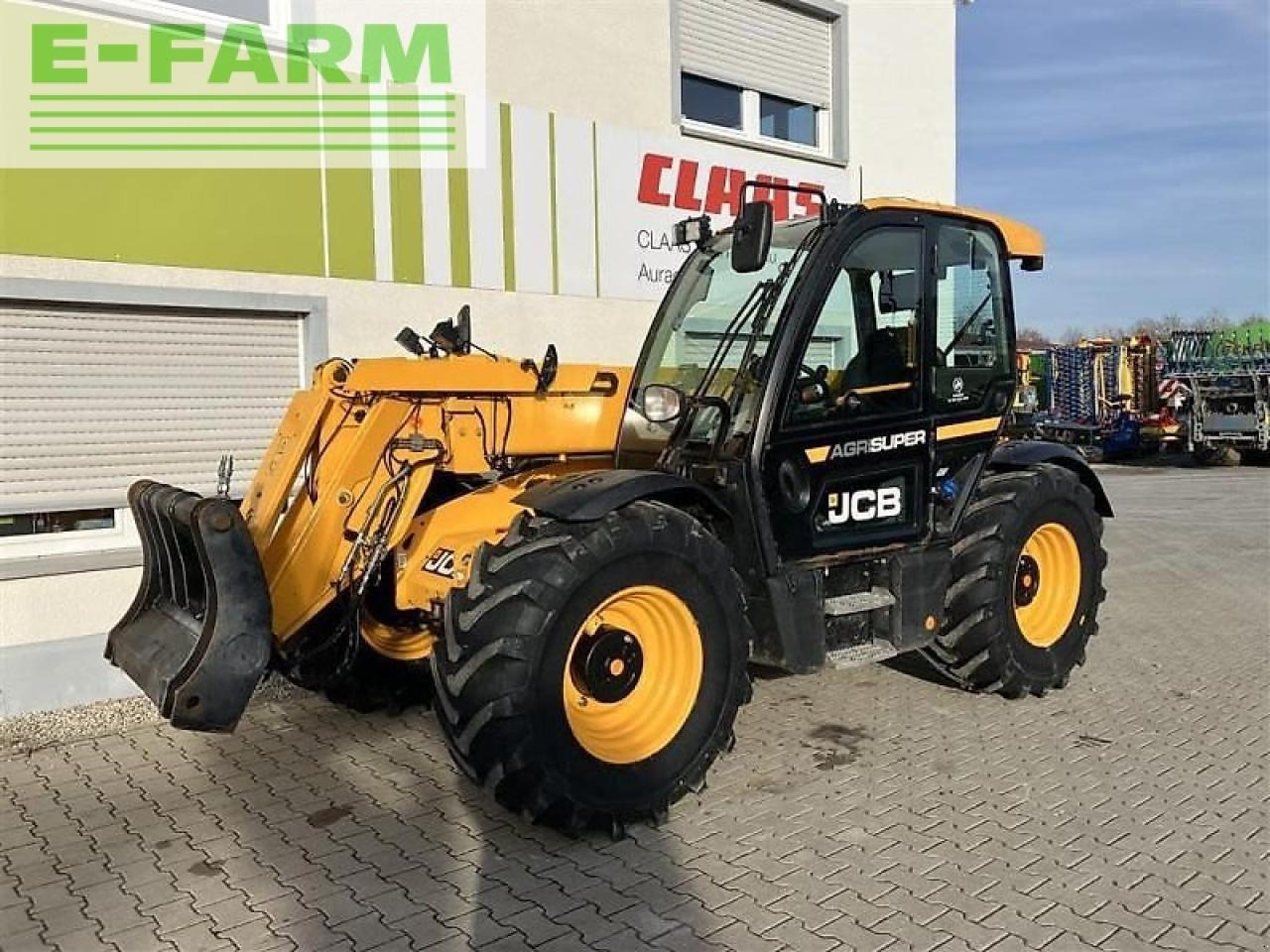 JCB 542-70 agrisuper - Mini rýpadlo: obrázek 1 JCB 542-70 agrisuper - Mini rýpadlo: obrázek 1