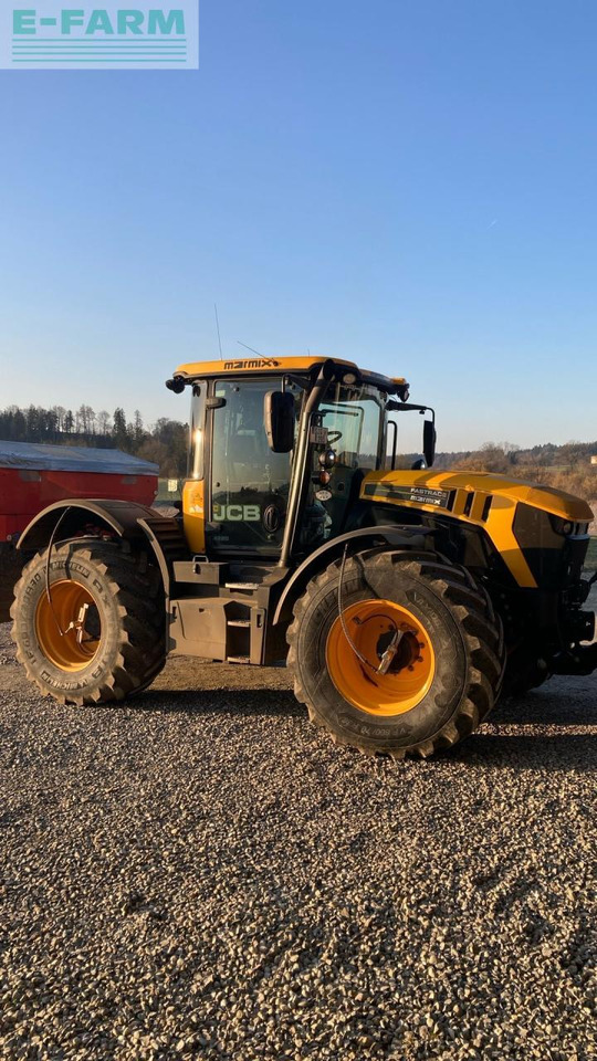 JCB Fastrac 4220 - Traktor: obrázek 4 JCB Fastrac 4220 - Traktor: obrázek 4