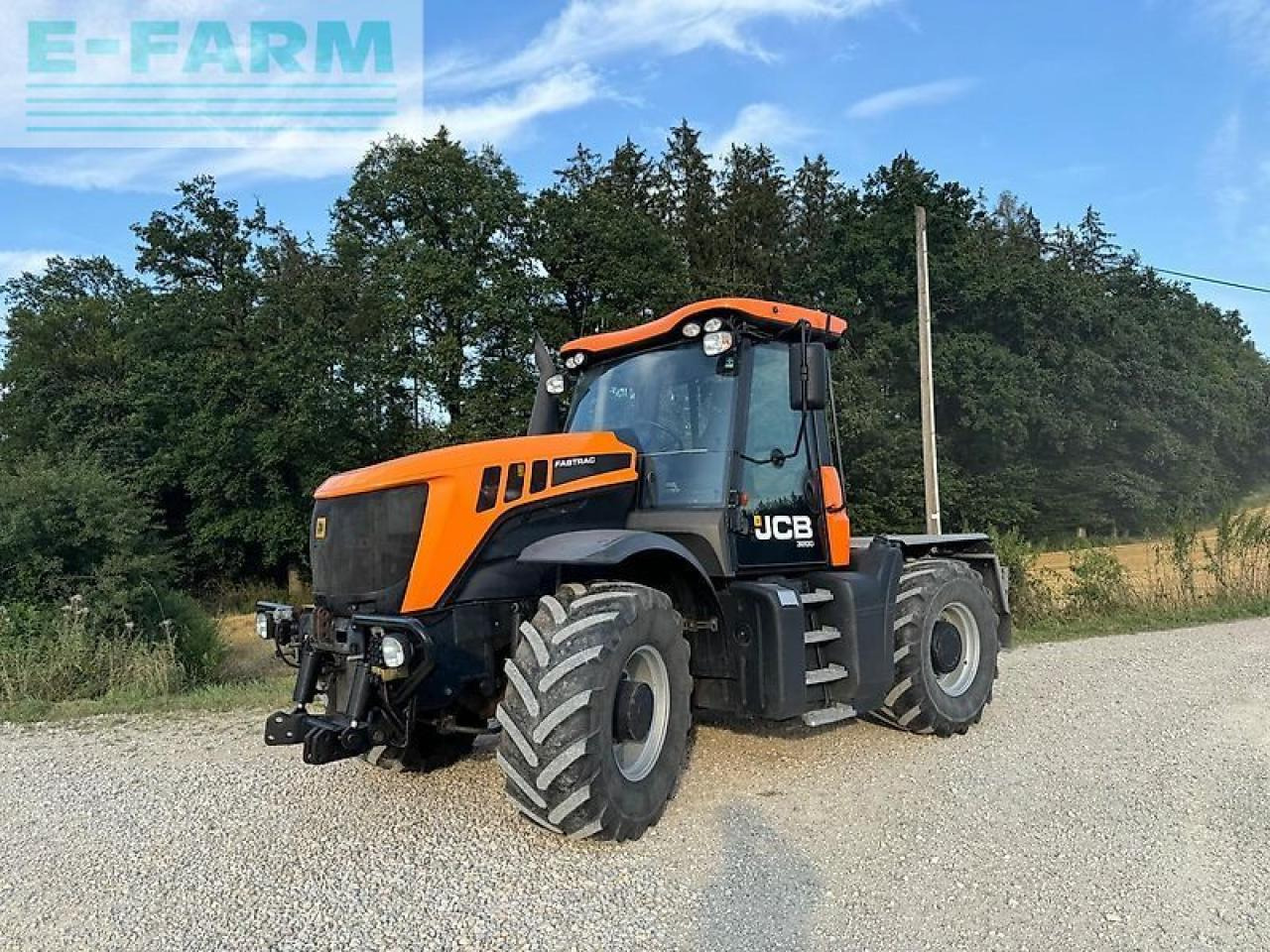 JCB fastrac 3200 xtra sisu - Traktor: obrázek 1 JCB fastrac 3200 xtra sisu - Traktor: obrázek 1