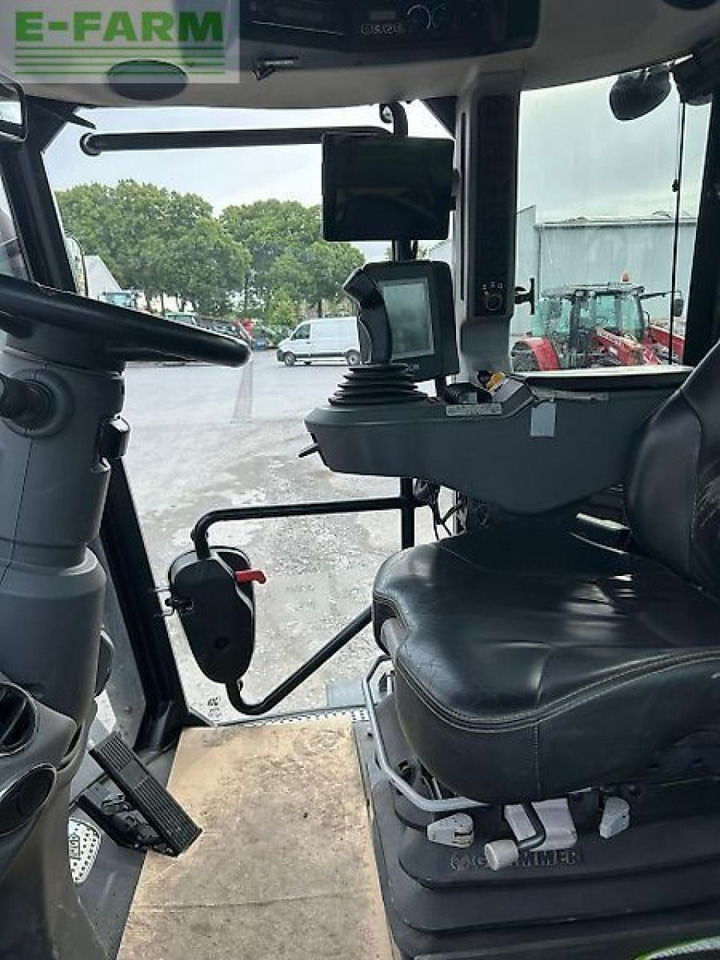 JCB fastrac 4220 - Traktor: obrázek 5 JCB fastrac 4220 - Traktor: obrázek 5