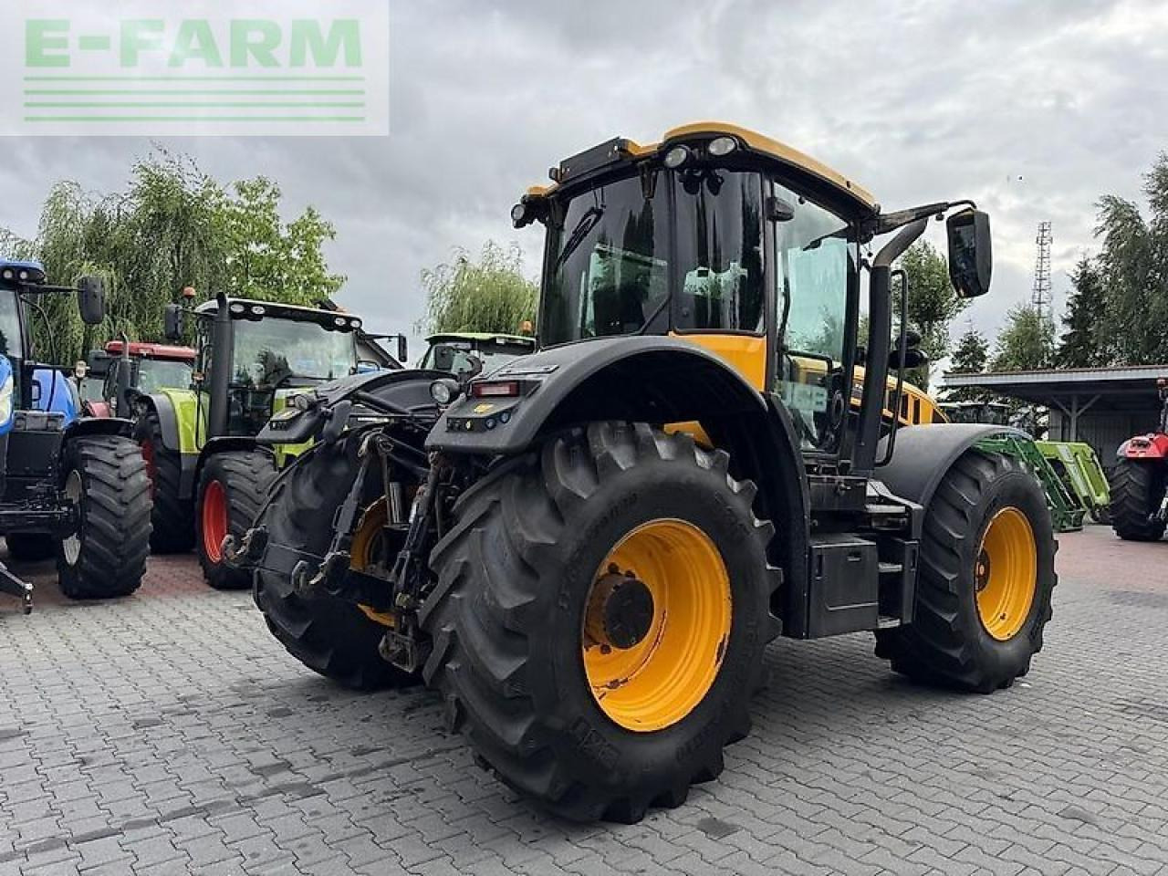 JCB fastrac 4220 - Traktor: obrázek 5 JCB fastrac 4220 - Traktor: obrázek 5