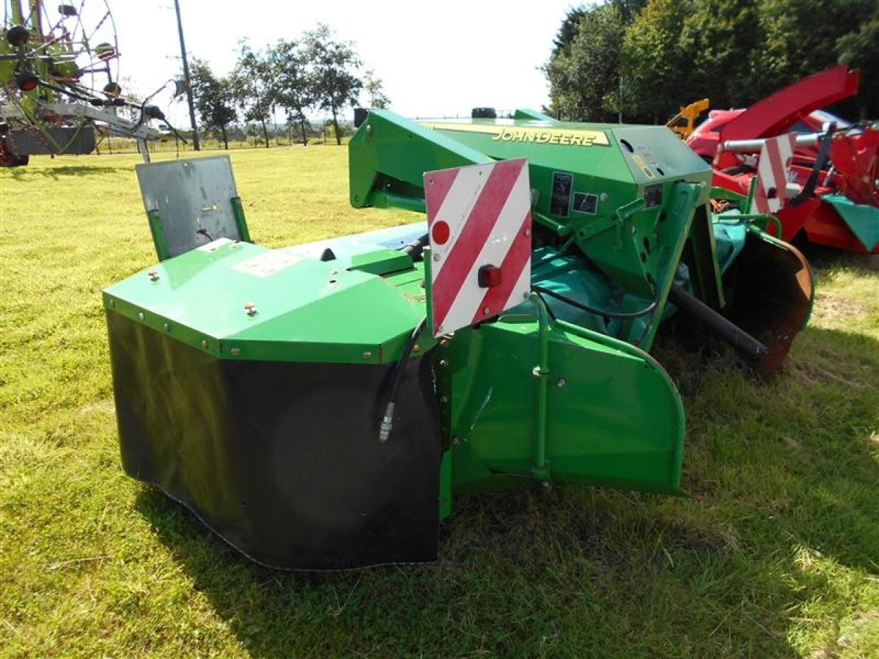 John Deere 131 - Žací stroj: obrázek 3 John Deere 131 - Žací stroj: obrázek 3