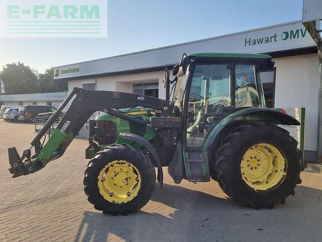 John Deere 5080m - Traktor: obrázek 4 John Deere 5080m - Traktor: obrázek 4