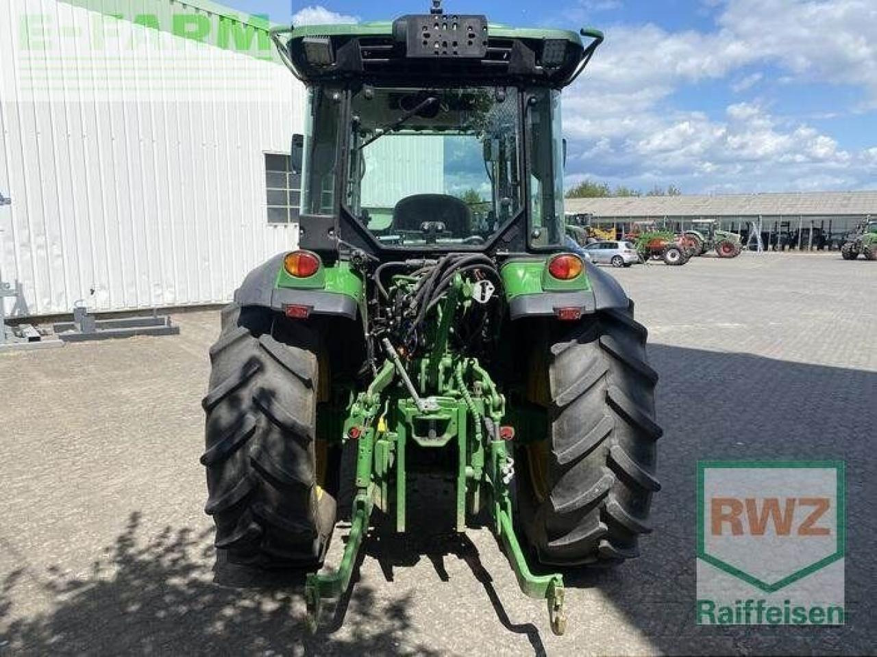 John Deere 5105 gf - Traktor: obrázek 3 John Deere 5105 gf - Traktor: obrázek 3