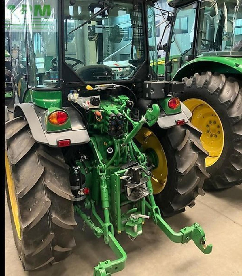 John Deere 5115gf - Traktor: obrázek 3 John Deere 5115gf - Traktor: obrázek 3
