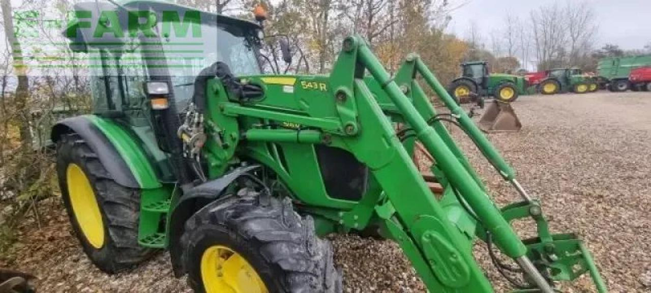 John Deere 5115m - Traktor: obrázek 2 John Deere 5115m - Traktor: obrázek 2