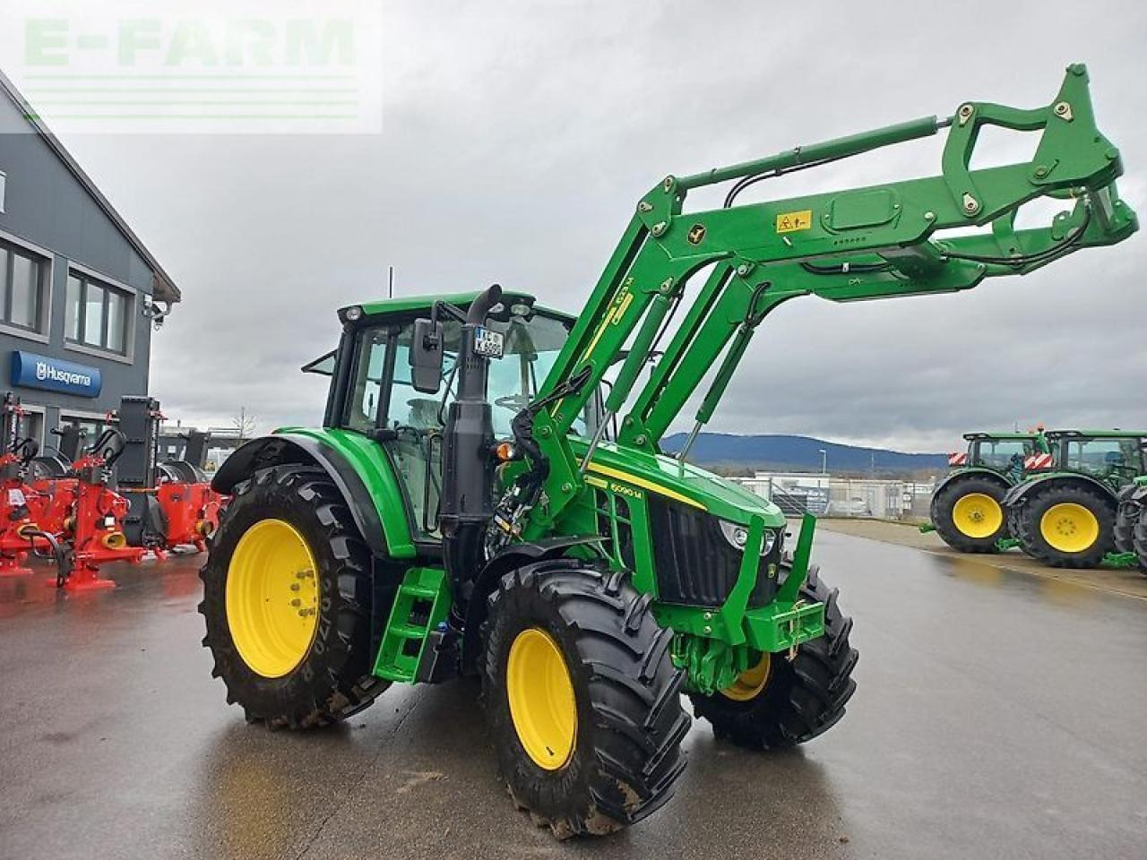 John Deere 6090m - Traktor: obrázek 2 John Deere 6090m - Traktor: obrázek 2