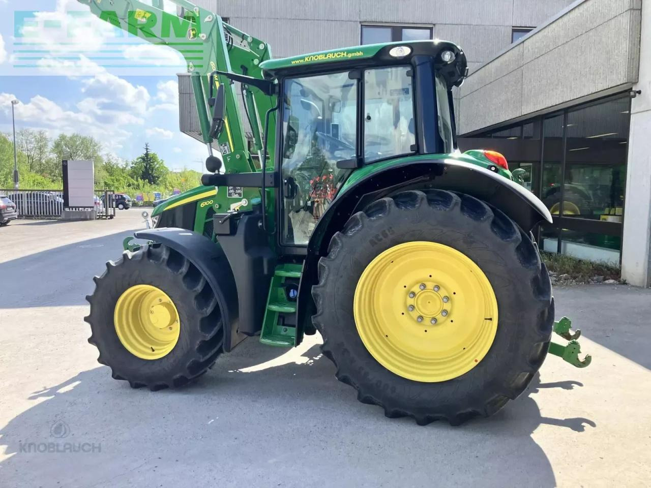 John Deere 6100 m - Traktor: obrázek 4 John Deere 6100 m - Traktor: obrázek 4
