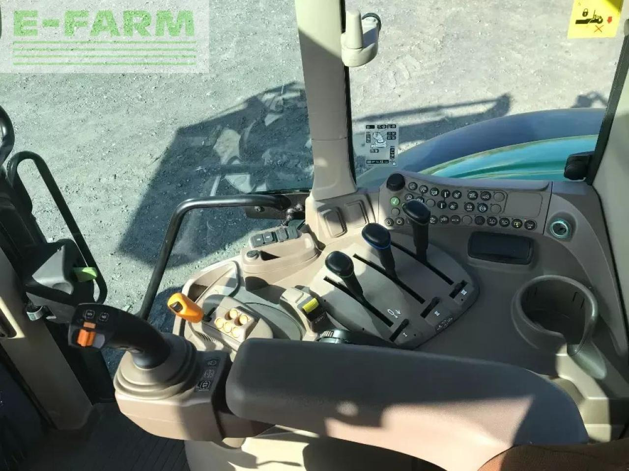 Traktor John Deere 6100 m command quad: obrázek 8