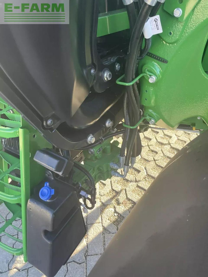 John Deere 6100m - Traktor: obrázek 4 John Deere 6100m - Traktor: obrázek 4