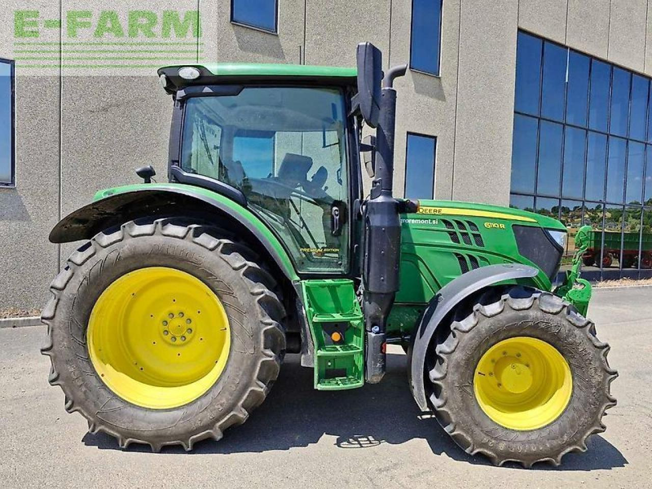 John Deere 6110r - Traktor: obrázek 5 John Deere 6110r - Traktor: obrázek 5