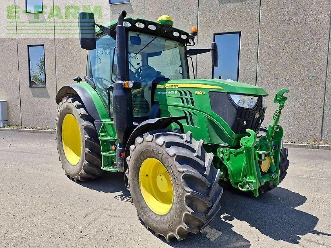 John Deere 6110r - Traktor: obrázek 1 John Deere 6110r - Traktor: obrázek 1