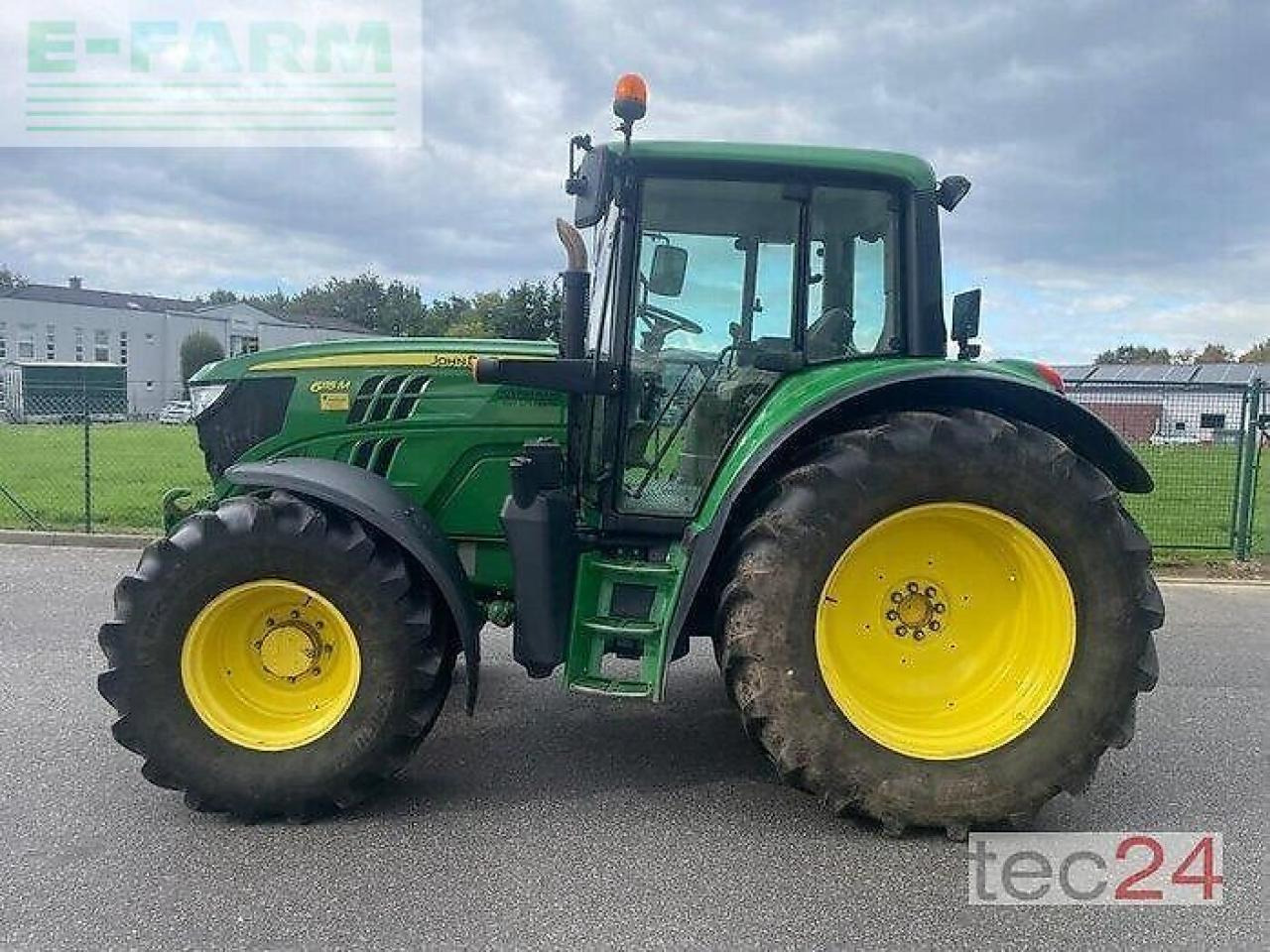 John Deere 6115m - Traktor: obrázek 5 John Deere 6115m - Traktor: obrázek 5