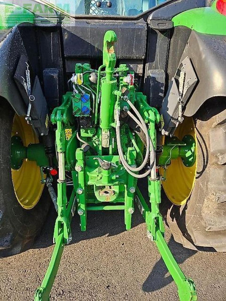 Traktor John Deere 6120m: obrázek 13