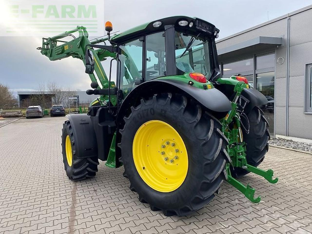John Deere 6120m mit frontlader 623r - Traktor: obrázek 4 John Deere 6120m mit frontlader 623r - Traktor: obrázek 4