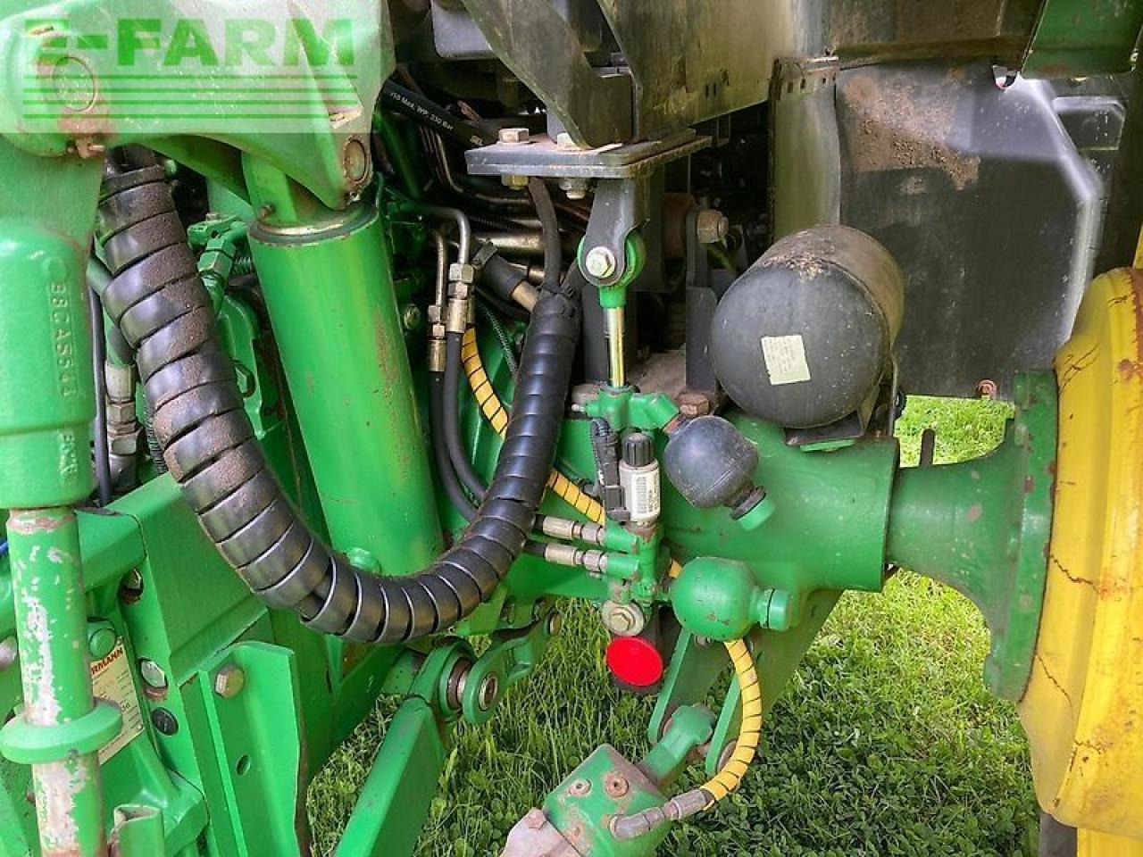 John Deere 6125r - Traktor: obrázek 5 John Deere 6125r - Traktor: obrázek 5