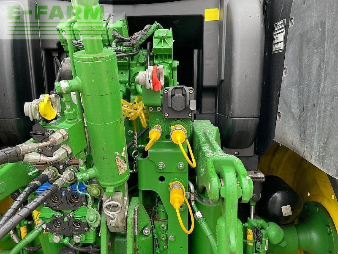 Traktor John Deere 6130r: obrázek 20