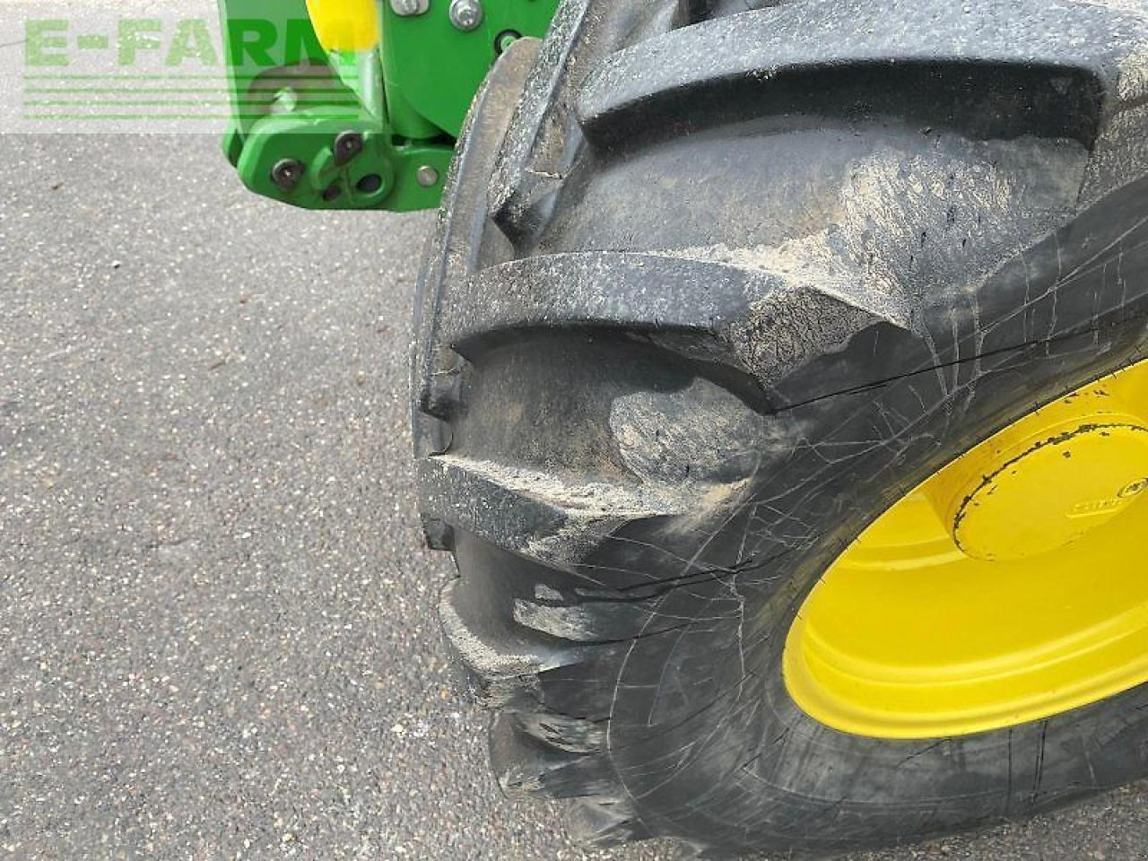 Traktor John Deere 6130r: obrázek 15