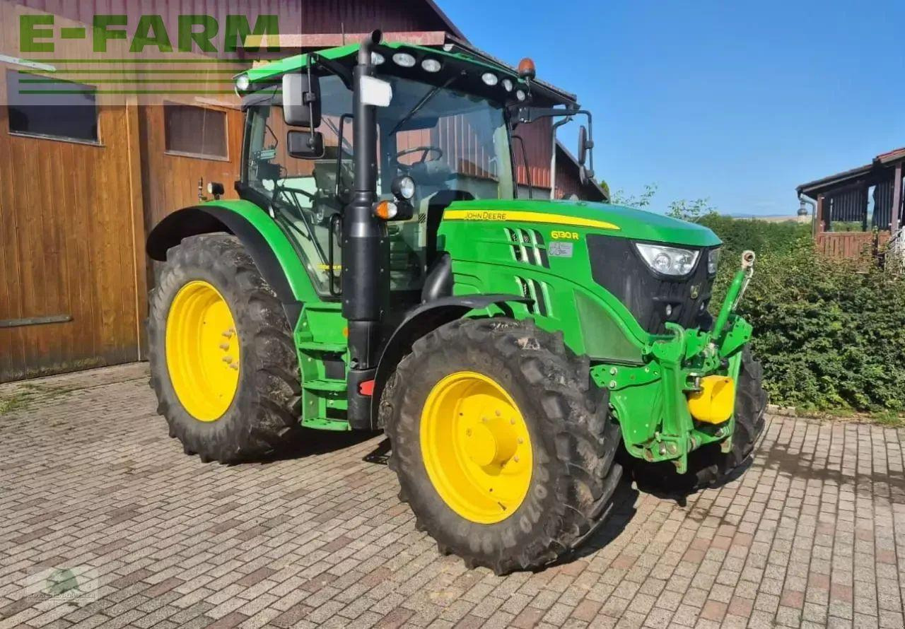 John Deere 6130r - Traktor: obrázek 1 John Deere 6130r - Traktor: obrázek 1