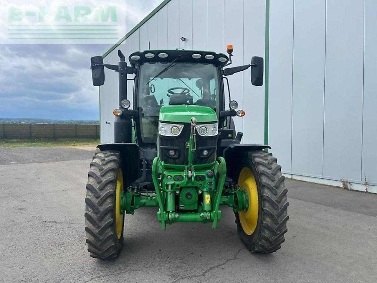 John Deere 6130r - Traktor: obrázek 3 John Deere 6130r - Traktor: obrázek 3