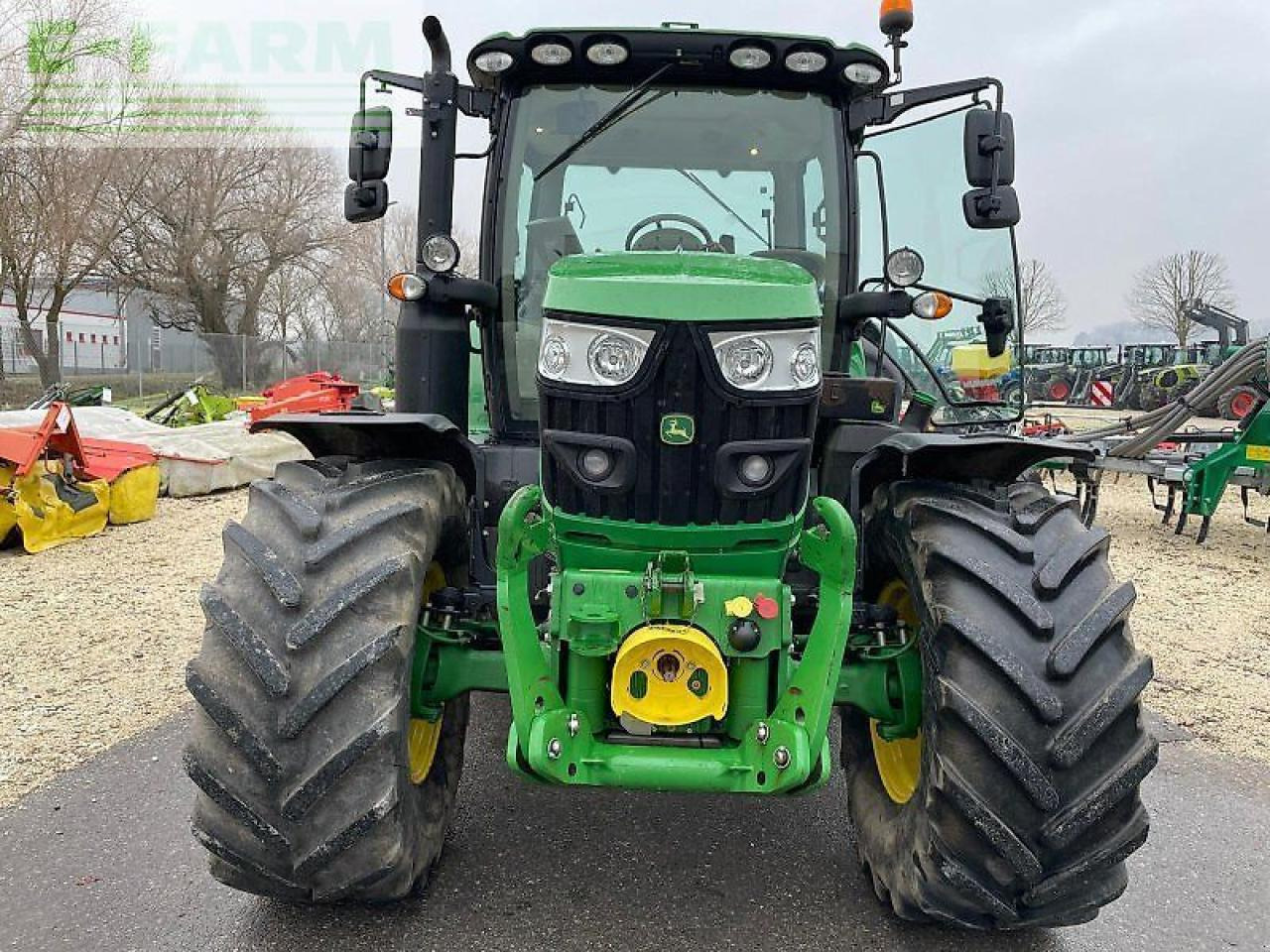 John Deere 6130r - Traktor: obrázek 2 John Deere 6130r - Traktor: obrázek 2