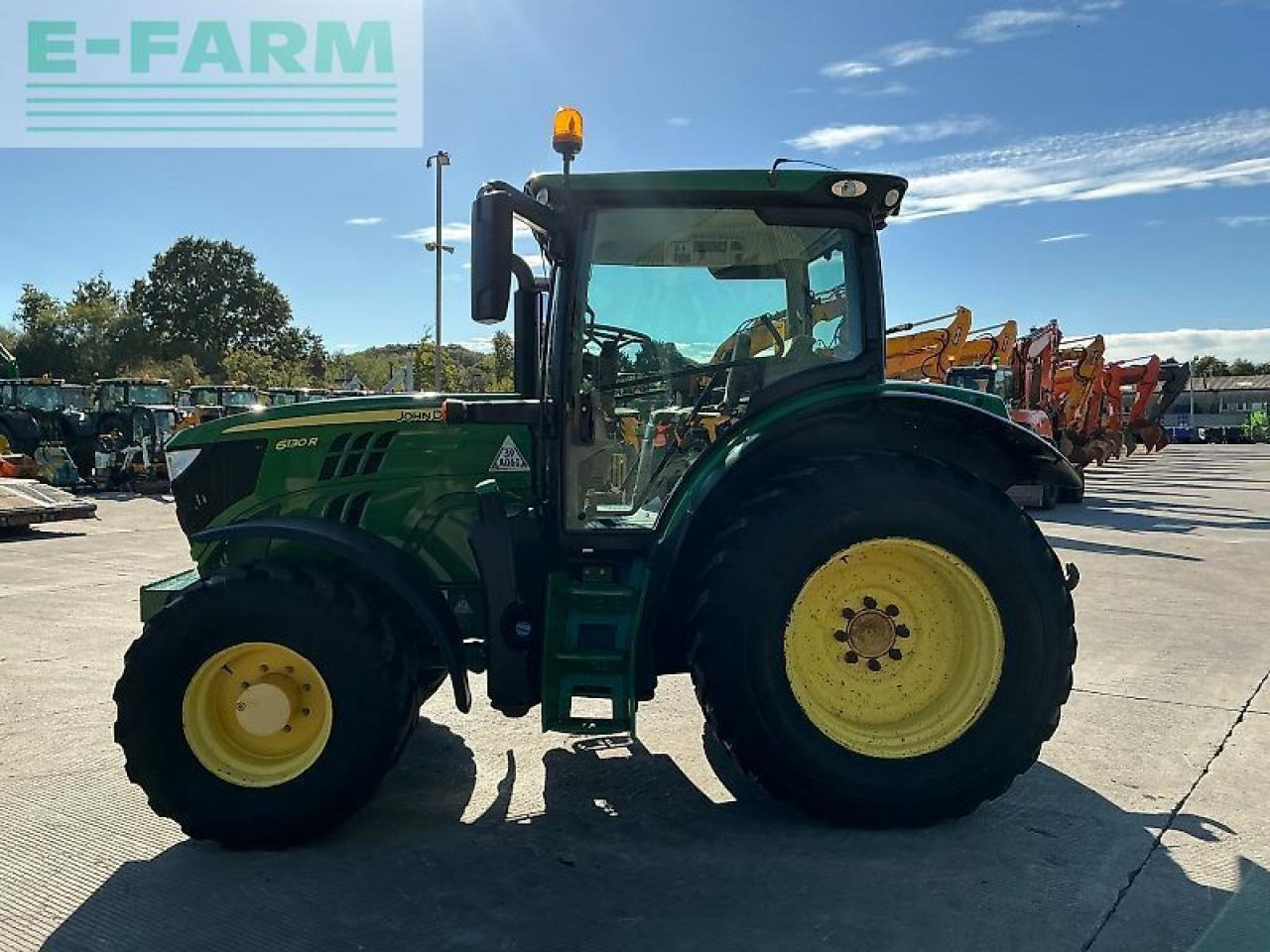 John Deere 6130r tractor (st24390) - Traktor: obrázek 5 John Deere 6130r tractor (st24390) - Traktor: obrázek 5