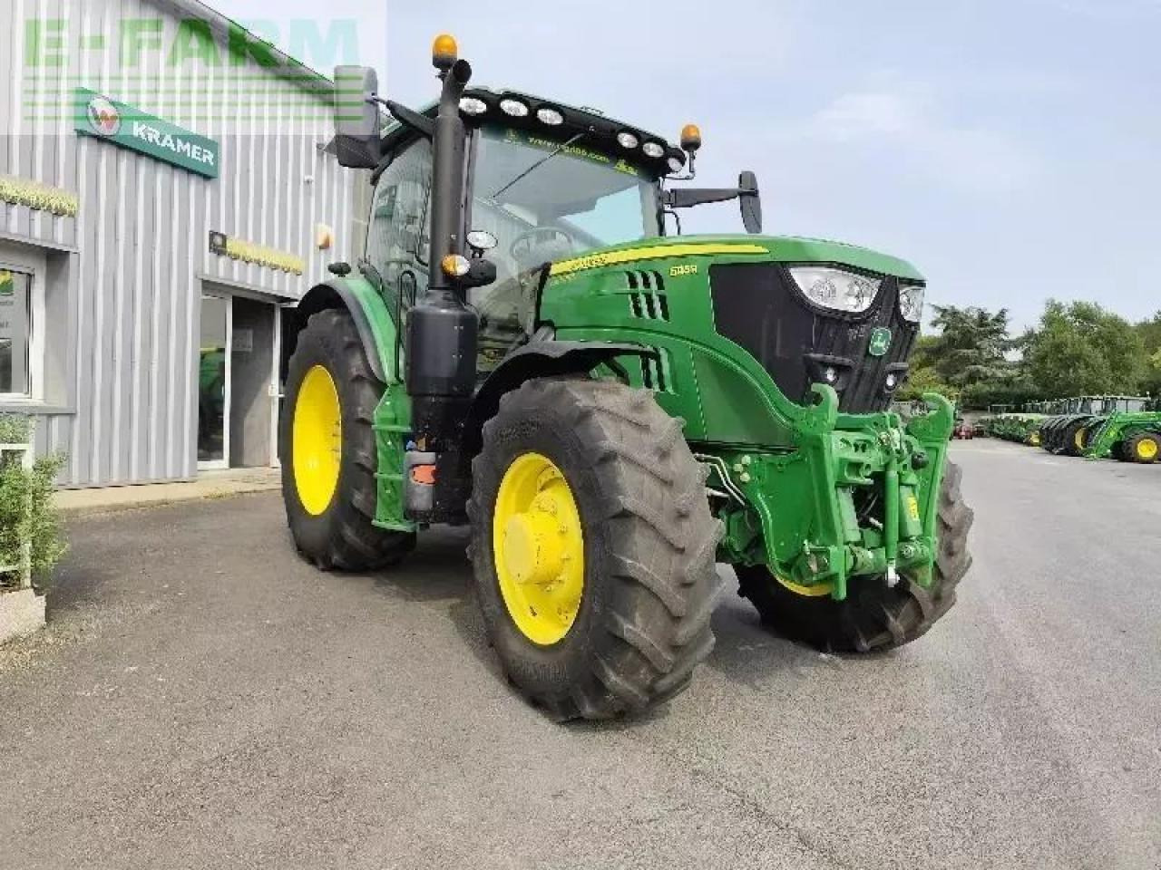 John Deere 6135r - Traktor: obrázek 1 John Deere 6135r - Traktor: obrázek 1