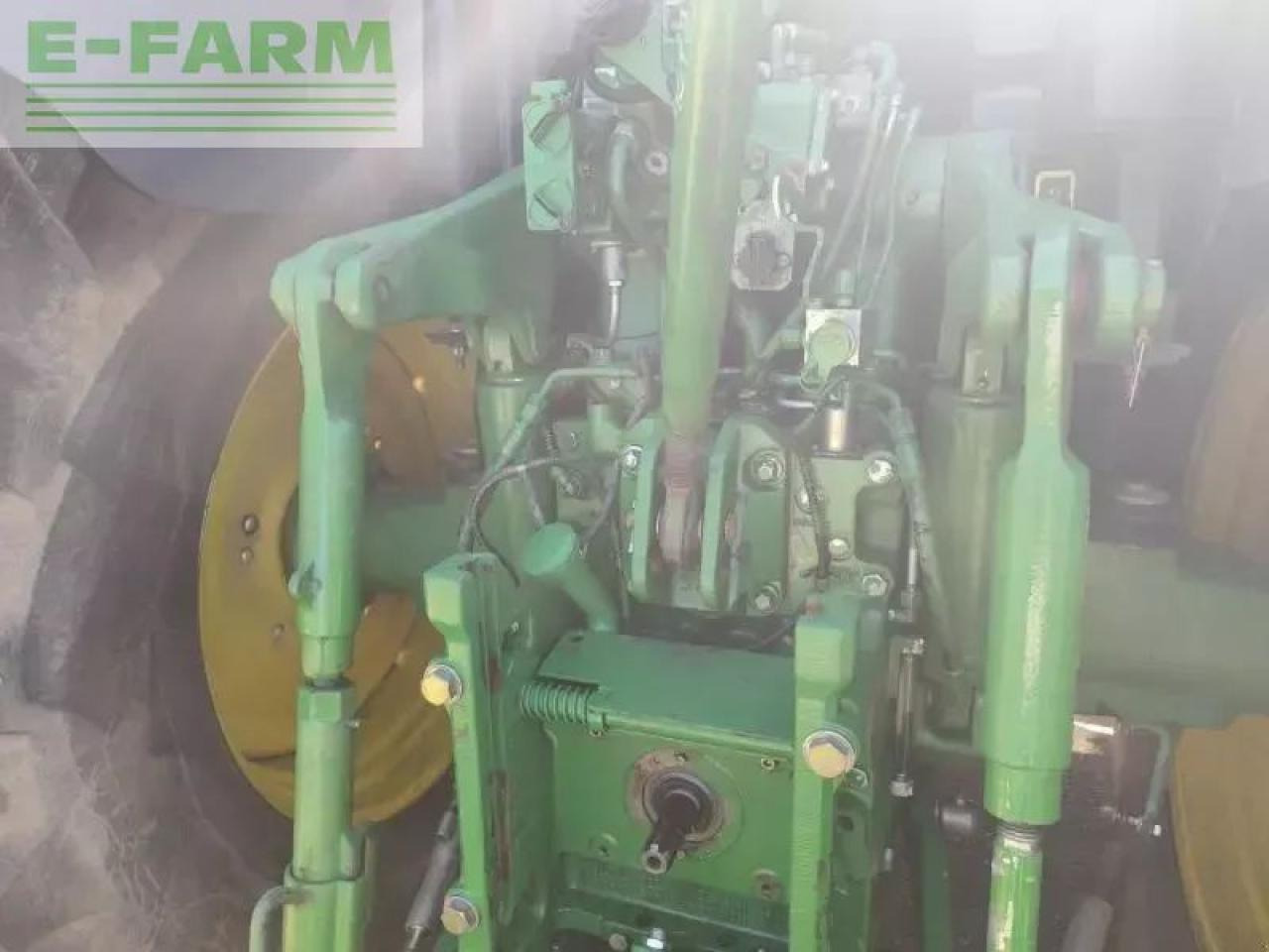 John Deere 6140r - Traktor: obrázek 5 John Deere 6140r - Traktor: obrázek 5