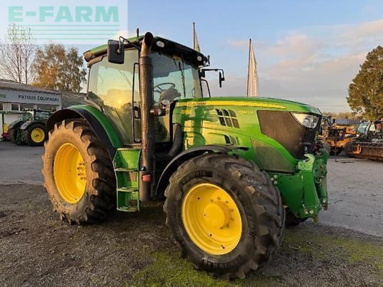 John Deere 6140r - Traktor: obrázek 3 John Deere 6140r - Traktor: obrázek 3