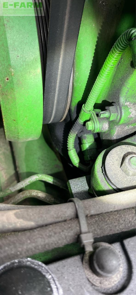 John Deere 6155 R - Traktor: obrázek 3 John Deere 6155 R - Traktor: obrázek 3