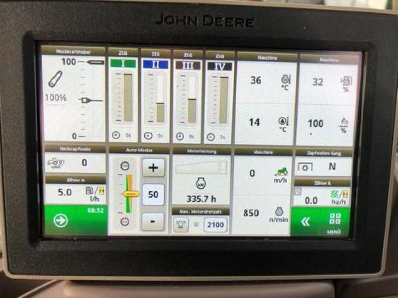 Traktor John Deere 6155r: obrázek 10 Traktor John Deere 6155r: obrázek 10